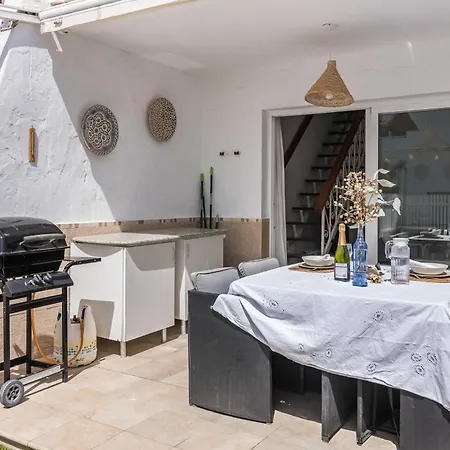 Home2book Pool & Terrace Comfort In