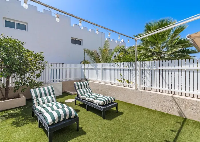 Appartement Home2book Pool & Terrace Comfort In