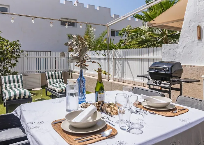 Appartement Home2book Pool & Terrace Comfort In